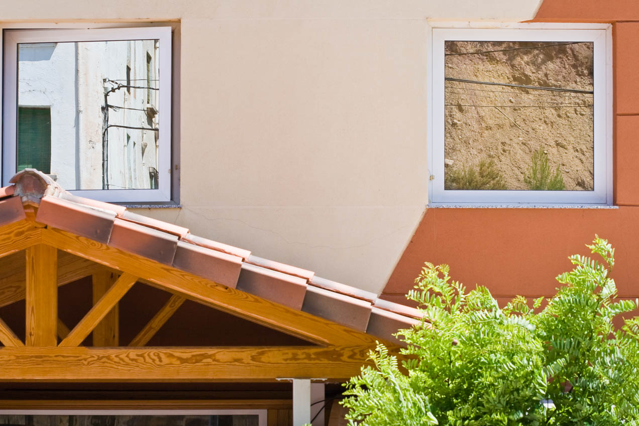 Fachada en Canals, Valencia. © mateoht 1990-2013 - http://lafotodeldia.net