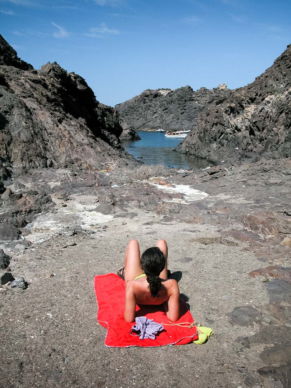 Cala en Cap de Creus, Girona. © mateoht 1990-2013 - http://lafotodeldia.net