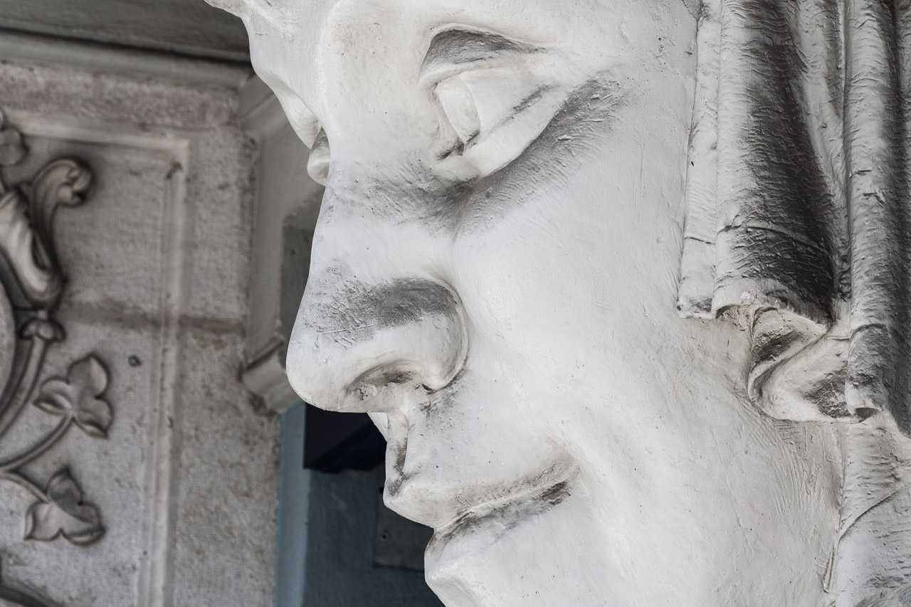 Detalle de una fachada, Milán, Italia. © mateoht 1990-2013 - http://lafotodeldia.net