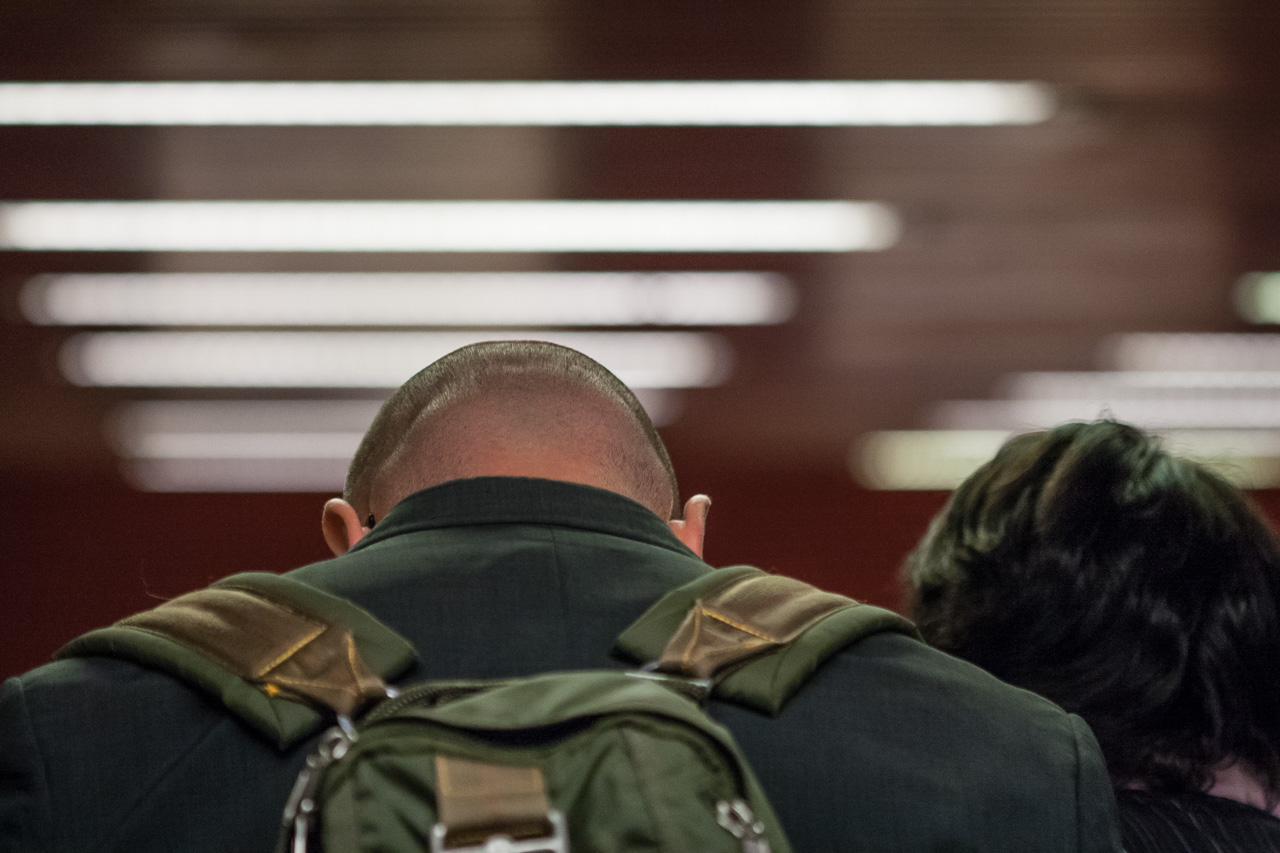 Joven en el metro de Milán, Italia. © mateoht 1990-2013 - http://lafotodeldia.net