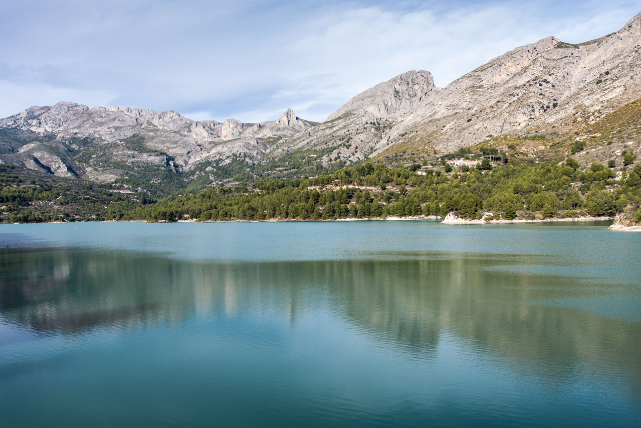 Pantano de Guadalest, Alicante. © mateoht 1990-2013 - http://lafotodeldia.net