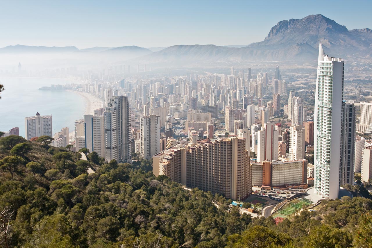 Benidorm desde la Serra Gelada. © mateoht 1990-2013 - http://lafotodeldia.net