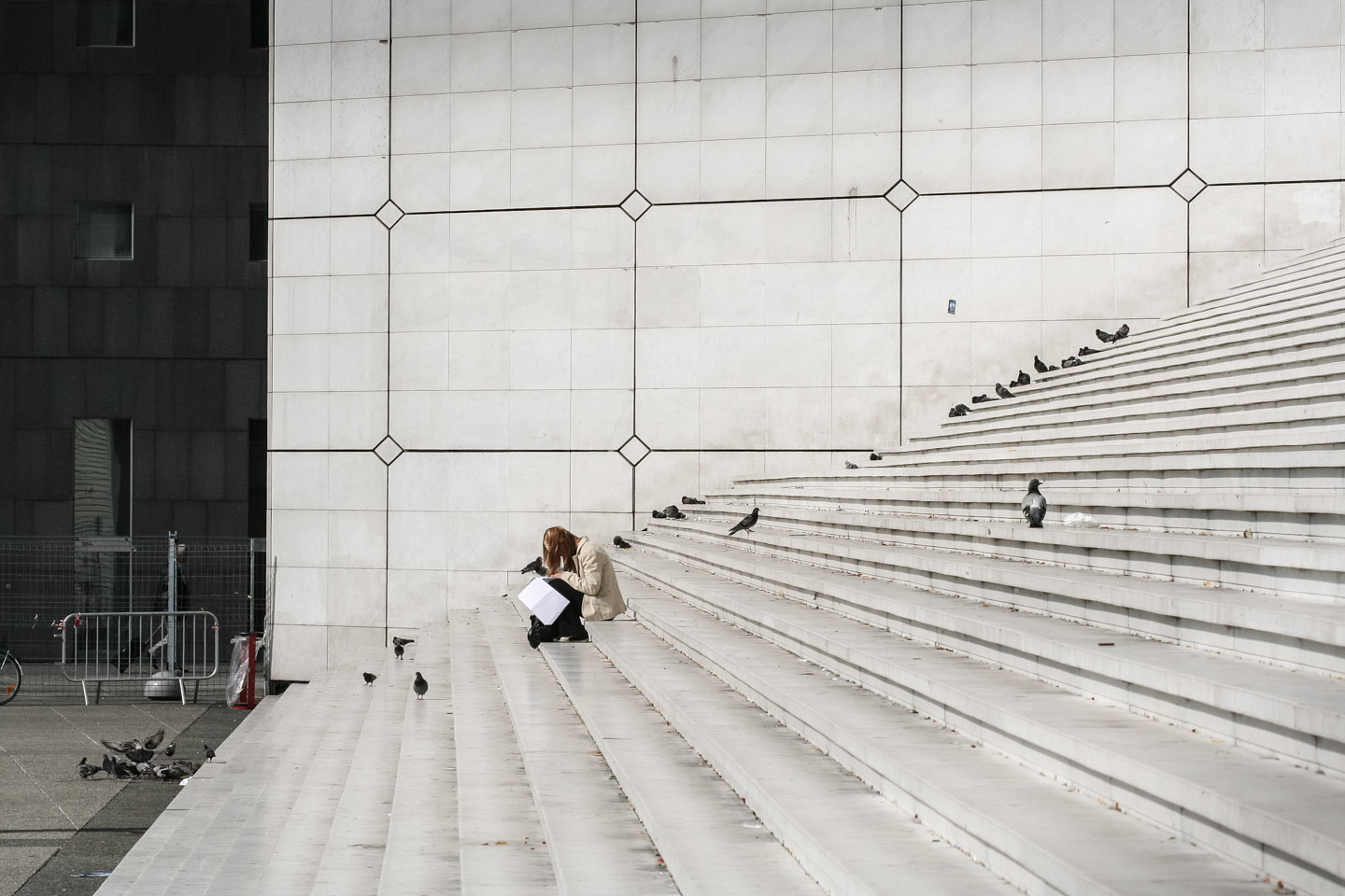 Escaleras en la Defènse, París . © mateoht 1990-2014 - http://lafotodeldia.net