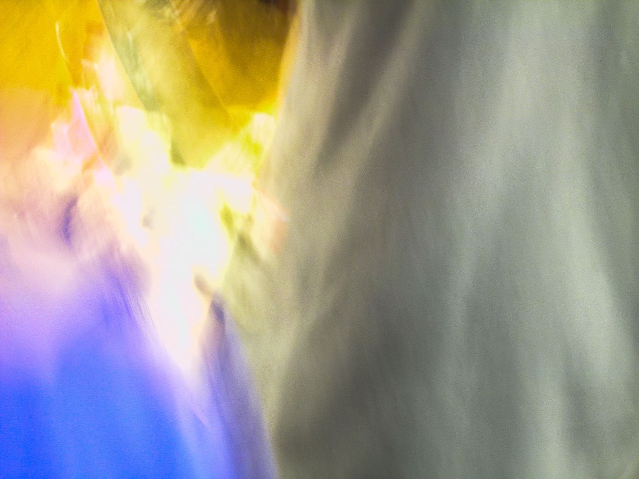 Tela en la habitación, Tabarca, Alicante.© mateoht 1990-2014 - http://lafotodeldia.net